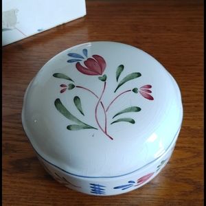 Avondale Covered Bon Bon 5" Nikko Floral Dish